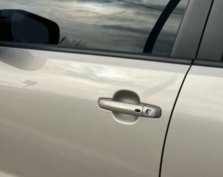 Бежевый Сузуки Гранд Витара, объемом двигателя 2 л и пробегом 242 тыс. км за 7500 $, фото 11 на Automoto.ua