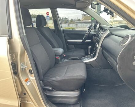 Бежевый Сузуки Гранд Витара, объемом двигателя 2 л и пробегом 242 тыс. км за 7500 $, фото 21 на Automoto.ua