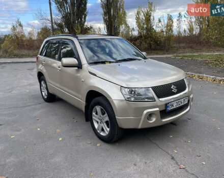 Бежевий Сузукі Гранд Вітара, об'ємом двигуна 2 л та пробігом 302 тис. км за 5300 $, фото 9 на Automoto.ua