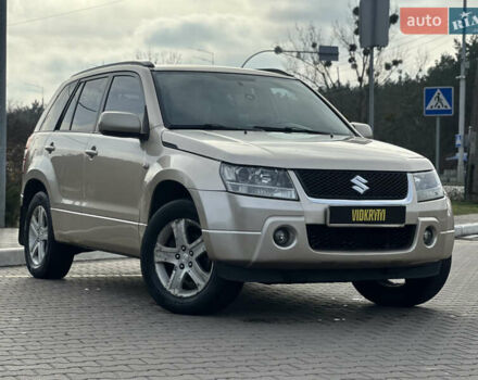 Бежевый Сузуки Гранд Витара, объемом двигателя 2 л и пробегом 242 тыс. км за 7500 $, фото 6 на Automoto.ua