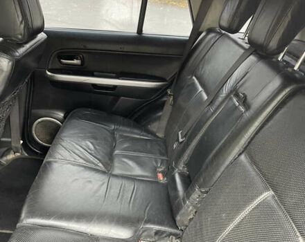 Бежевий Сузукі Гранд Вітара, об'ємом двигуна 2 л та пробігом 302 тис. км за 5300 $, фото 10 на Automoto.ua