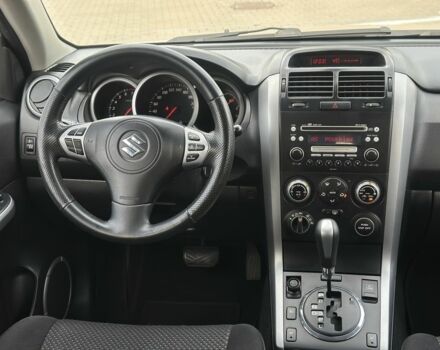 Бежевый Сузуки Гранд Витара, объемом двигателя 2 л и пробегом 242 тыс. км за 7500 $, фото 12 на Automoto.ua