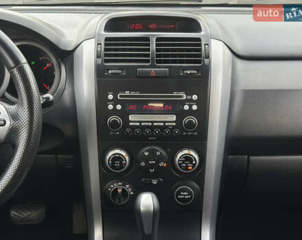 Бежевый Сузуки Гранд Витара, объемом двигателя 2 л и пробегом 242 тыс. км за 7500 $, фото 25 на Automoto.ua