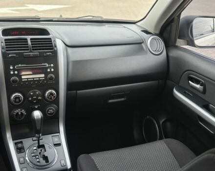 Бежевый Сузуки Гранд Витара, объемом двигателя 2 л и пробегом 242 тыс. км за 7500 $, фото 13 на Automoto.ua