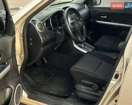 Бежевый Сузуки Гранд Витара, объемом двигателя 2 л и пробегом 242 тыс. км за 7500 $, фото 30 на Automoto.ua