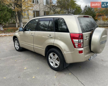 Бежевий Сузукі Гранд Вітара, об'ємом двигуна 2 л та пробігом 302 тис. км за 5300 $, фото 1 на Automoto.ua