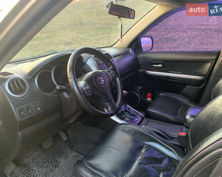 Бежевый Сузуки Гранд Витара, объемом двигателя 2 л и пробегом 262 тыс. км за 7000 $, фото 1 на Automoto.ua