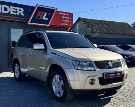 Бежевый Сузуки Гранд Витара, объемом двигателя 2 л и пробегом 122 тыс. км за 8600 $, фото 1 на Automoto.ua