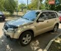 Бежевий Сузукі Гранд Вітара, об'ємом двигуна 2 л та пробігом 229 тис. км за 7500 $, фото 1 на Automoto.ua