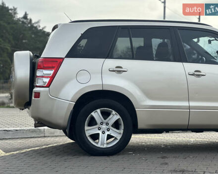 Бежевый Сузуки Гранд Витара, объемом двигателя 2 л и пробегом 242 тыс. км за 7500 $, фото 11 на Automoto.ua