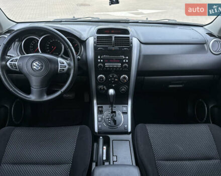 Бежевый Сузуки Гранд Витара, объемом двигателя 2 л и пробегом 242 тыс. км за 7500 $, фото 20 на Automoto.ua