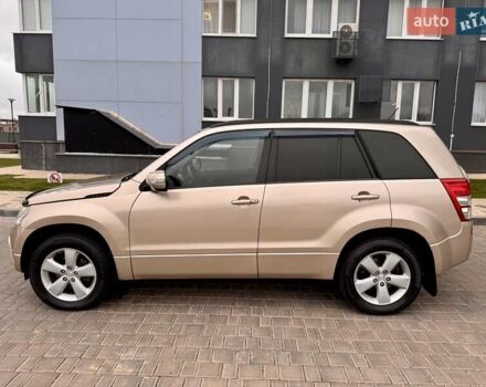 Бежевый Сузуки Гранд Витара, объемом двигателя 2.39 л и пробегом 230 тыс. км за 8999 $, фото 8 на Automoto.ua