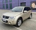 Бежевий Сузукі Гранд Вітара, об'ємом двигуна 2.4 л та пробігом 131 тис. км за 7600 $, фото 1 на Automoto.ua
