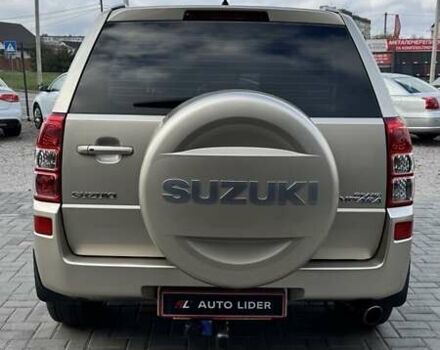 Бежевый Сузуки Гранд Витара, объемом двигателя 2.4 л и пробегом 126 тыс. км за 9900 $, фото 4 на Automoto.ua