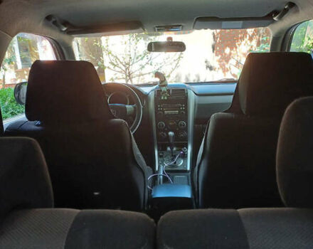 Бежевый Сузуки Гранд Витара, объемом двигателя 2.4 л и пробегом 203 тыс. км за 10000 $, фото 6 на Automoto.ua