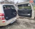 Бежевий Сузукі Гранд Вітара, об'ємом двигуна 2 л та пробігом 194 тис. км за 9000 $, фото 3 на Automoto.ua