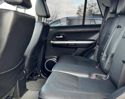 Бежевый Сузуки Гранд Витара, объемом двигателя 2.4 л и пробегом 126 тыс. км за 9900 $, фото 10 на Automoto.ua