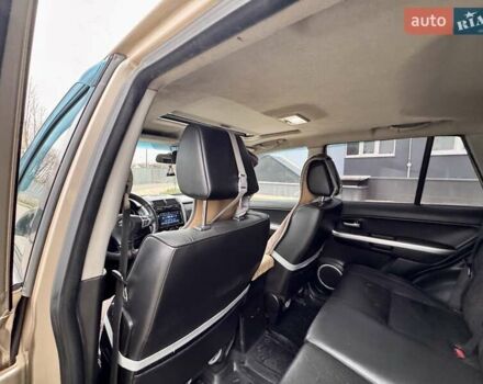 Бежевый Сузуки Гранд Витара, объемом двигателя 2.39 л и пробегом 230 тыс. км за 8999 $, фото 65 на Automoto.ua