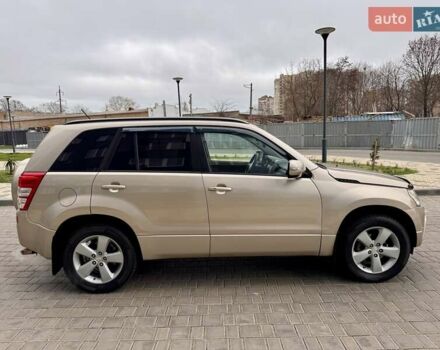 Бежевый Сузуки Гранд Витара, объемом двигателя 2.39 л и пробегом 230 тыс. км за 8999 $, фото 7 на Automoto.ua
