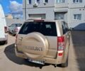Бежевий Сузукі Гранд Вітара, об'ємом двигуна 2.4 л та пробігом 200 тис. км за 8000 $, фото 4 на Automoto.ua