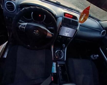 Бежевый Сузуки Гранд Витара, объемом двигателя 2 л и пробегом 216 тыс. км за 7800 $, фото 1 на Automoto.ua