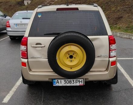 Бежевый Сузуки Гранд Витара, объемом двигателя 2.4 л и пробегом 186 тыс. км за 7550 $, фото 2 на Automoto.ua