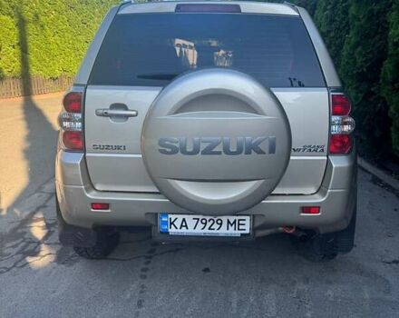 Бежевый Сузуки Гранд Витара, объемом двигателя 2.39 л и пробегом 138 тыс. км за 8000 $, фото 1 на Automoto.ua