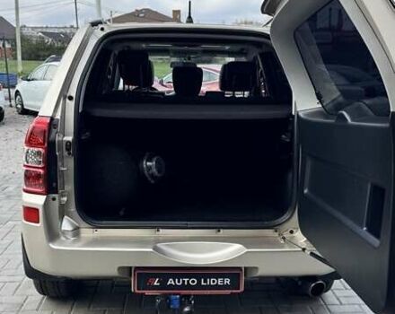 Бежевый Сузуки Гранд Витара, объемом двигателя 2.4 л и пробегом 126 тыс. км за 9900 $, фото 17 на Automoto.ua