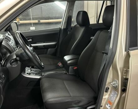 Бежевый Сузуки Гранд Витара, объемом двигателя 2.4 л и пробегом 208 тыс. км за 8899 $, фото 6 на Automoto.ua