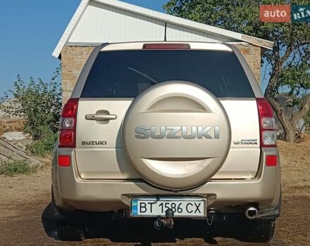 Бежевий Сузукі Гранд Вітара, об'ємом двигуна 2 л та пробігом 274 тис. км за 7900 $, фото 1 на Automoto.ua