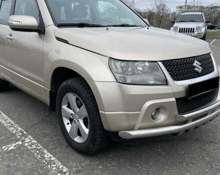 Бежевый Сузуки Гранд Витара, объемом двигателя 2.39 л и пробегом 312 тыс. км за 8400 $, фото 2 на Automoto.ua
