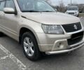 Бежевый Сузуки Гранд Витара, объемом двигателя 2.39 л и пробегом 312 тыс. км за 8400 $, фото 2 на Automoto.ua
