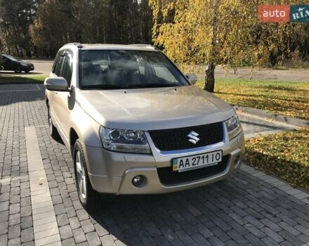 Бежевый Сузуки Гранд Витара, объемом двигателя 2.39 л и пробегом 170 тыс. км за 7800 $, фото 2 на Automoto.ua