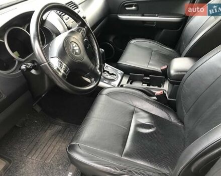 Бежевый Сузуки Гранд Витара, объемом двигателя 2.39 л и пробегом 170 тыс. км за 7800 $, фото 8 на Automoto.ua