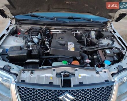 Бежевый Сузуки Гранд Витара, объемом двигателя 2 л и пробегом 216 тыс. км за 7800 $, фото 5 на Automoto.ua