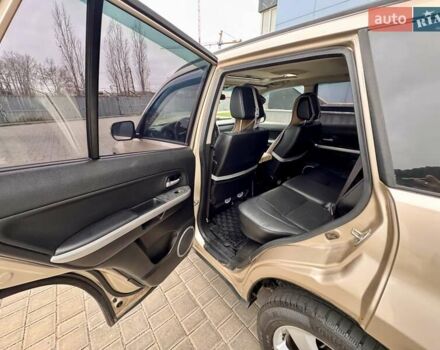 Бежевый Сузуки Гранд Витара, объемом двигателя 2.39 л и пробегом 230 тыс. км за 8999 $, фото 59 на Automoto.ua