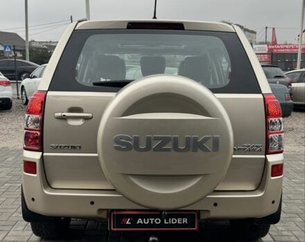 Бежевий Сузукі Гранд Вітара, об'ємом двигуна 2.4 л та пробігом 171 тис. км за 9300 $, фото 4 на Automoto.ua