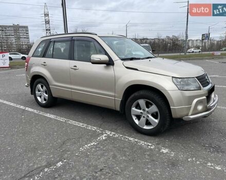 Бежевый Сузуки Гранд Витара, объемом двигателя 2.39 л и пробегом 312 тыс. км за 8400 $, фото 1 на Automoto.ua