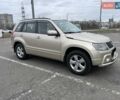 Бежевый Сузуки Гранд Витара, объемом двигателя 2.39 л и пробегом 312 тыс. км за 8400 $, фото 1 на Automoto.ua