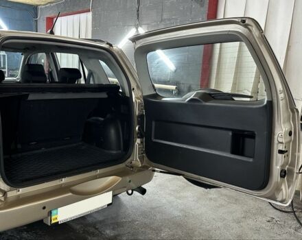 Бежевый Сузуки Гранд Витара, объемом двигателя 2.4 л и пробегом 208 тыс. км за 8899 $, фото 4 на Automoto.ua