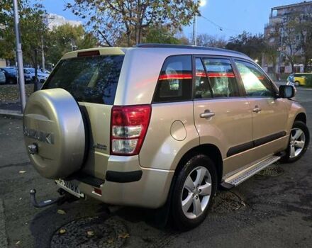 Сузуки Гранд Витара 2010 в Киеве на Automoto.ua Бежевый Сузуки Гранд Витара, объемом двигателя 2.39 л и пробегом 205 тыс. км за 8800 $, фото 1 на Automoto.ua