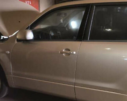 Бежевый Сузуки Гранд Витара, объемом двигателя 2 л и пробегом 59 тыс. км за 10990 $, фото 3 на Automoto.ua