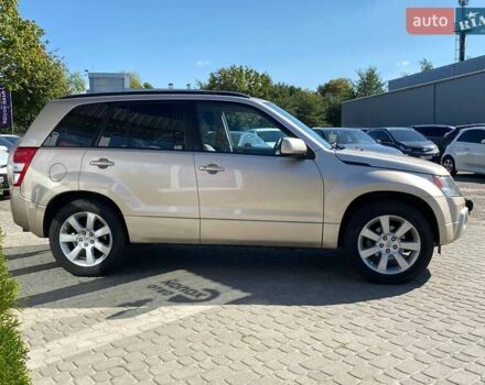 Сузуки Гранд Витара 2011 в Львове на Automoto.ua Бежевый Сузуки Гранд Витара, объемом двигателя 2.39 л и пробегом 158 тыс. км за 7700 $, фото 4 на Automoto.ua