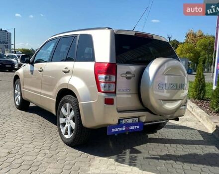 Сузуки Гранд Витара 2011 в Львове на Automoto.ua Бежевый Сузуки Гранд Витара, объемом двигателя 2.39 л и пробегом 158 тыс. км за 7700 $, фото 6 на Automoto.ua
