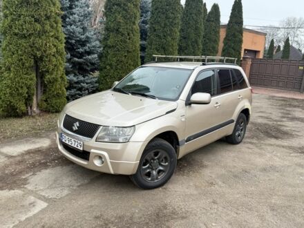 Бежевий Сузукі Гранд Вітара, об'ємом двигуна 1.9 л та пробігом 336 тис. км за 3500 $, фото 1 на Automoto.ua