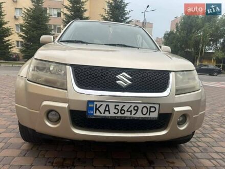 Бежевий Сузукі Гранд Вітара, об'ємом двигуна 2 л та пробігом 263 тис. км за 7300 $, фото 1 на Automoto.ua