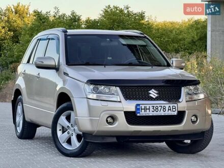Сузуки Гранд Витара 2008 в Одессе на Automoto.ua Бежевый Сузуки Гранд Витара, объемом двигателя 2.39 л и пробегом 230 тыс. км за 9800 $, фото 1 на Automoto.ua