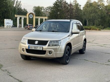 Сузуки Гранд Витара 2008 в Кривом Роге на Automoto.ua Бежевый Сузуки Гранд Витара, объемом двигателя 2 л и пробегом 206 тыс. км за 6700 $, фото 1 на Automoto.ua
