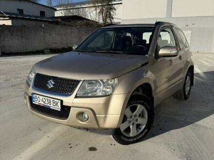 Сузуки Гранд Витара 2010 в Тернополе на Automoto.ua Бежевый Сузуки Гранд Витара, объемом двигателя 2.4 л и пробегом 241 тыс. км за 9300 $, фото 1 на Automoto.ua