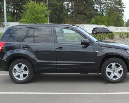 Черный Сузуки Гранд Витара, объемом двигателя 2 л и пробегом 180 тыс. км за 7499 $, фото 3 на Automoto.ua